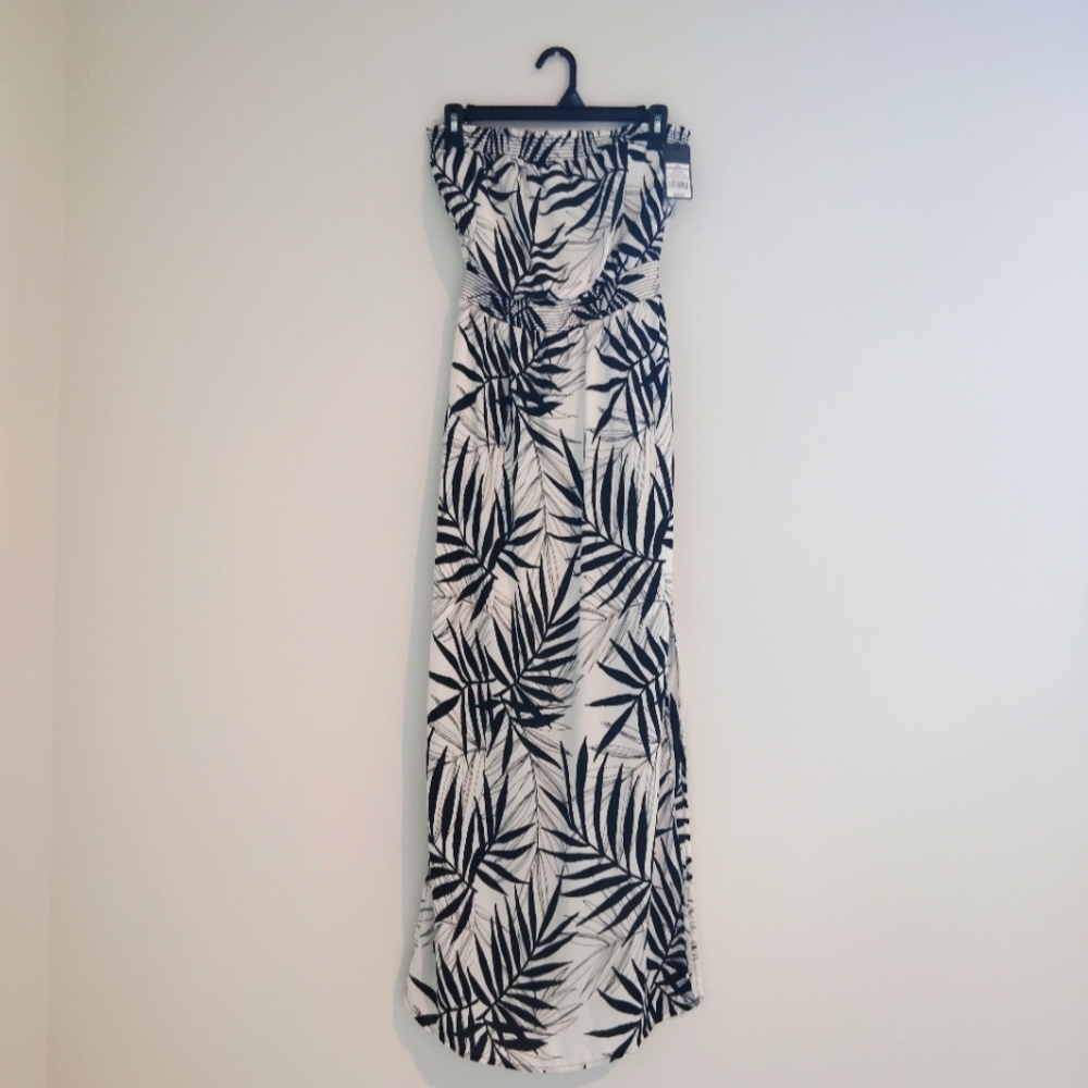 Mossino Strapless Maxi Dress